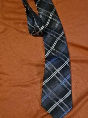 4/$25 Deal! Classic Mexx Silk Blue and Black Plaid Men's Tie